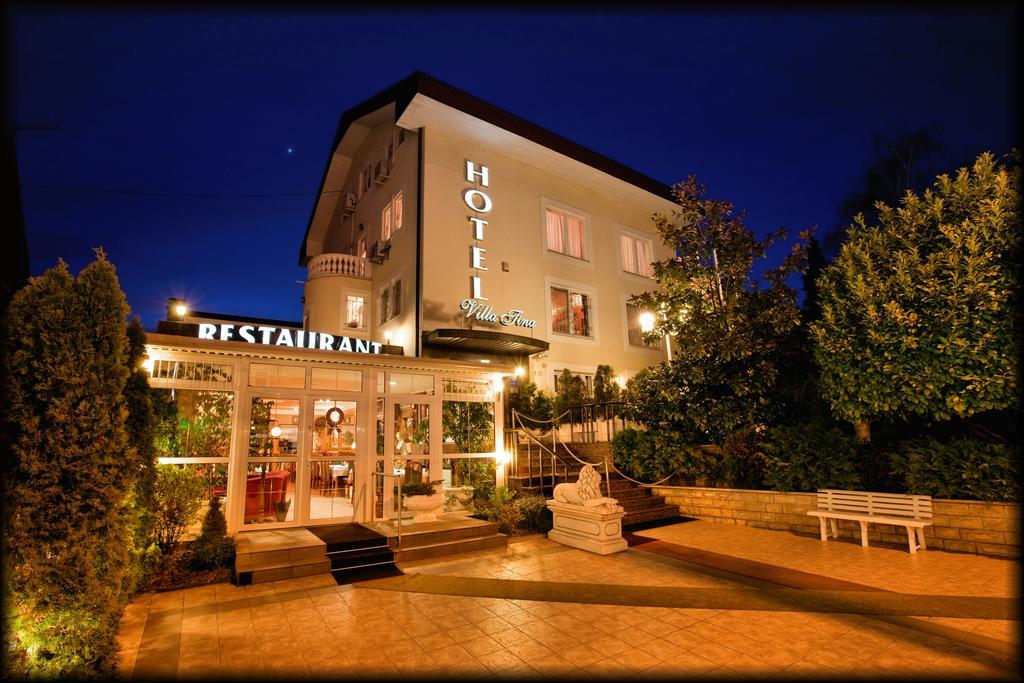 Hotel Vila Tina Zagreb Exterior photo